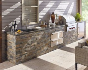 American Mist with Gold Rush Ledge Stone